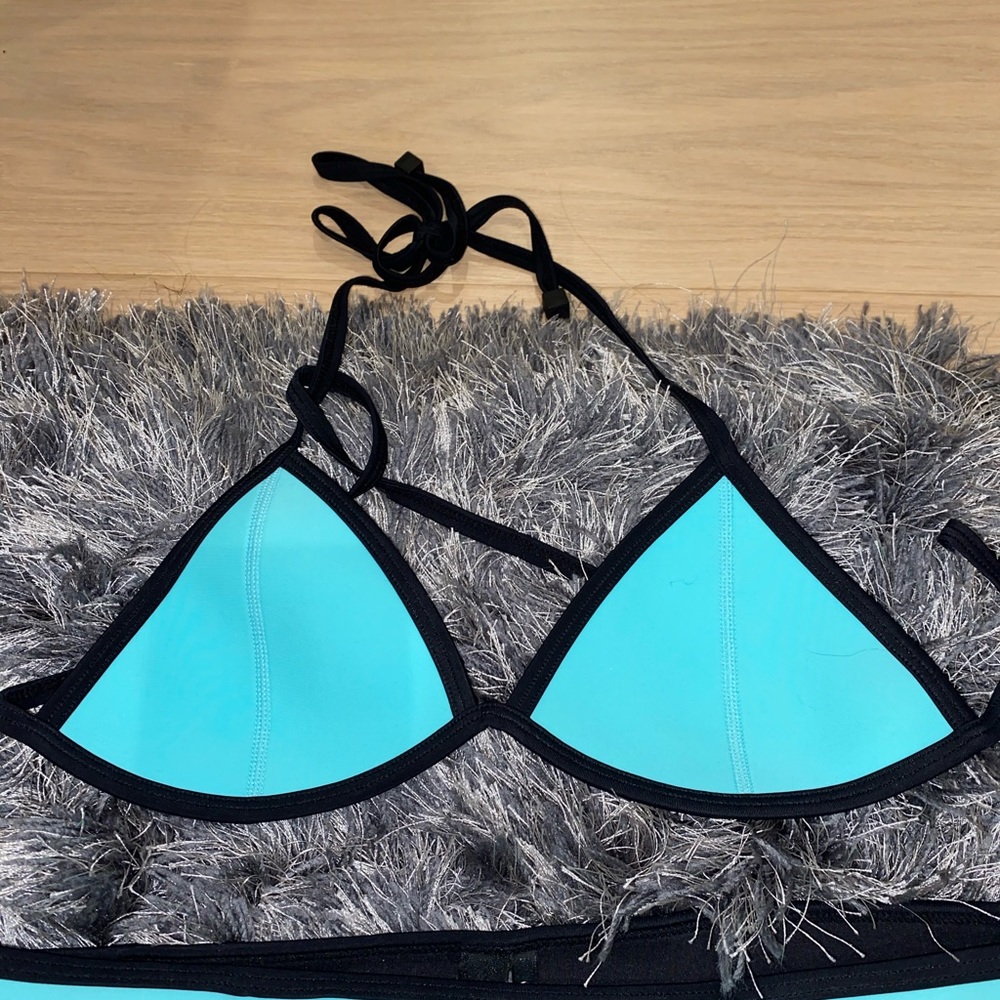 Triangle bikini small too blue